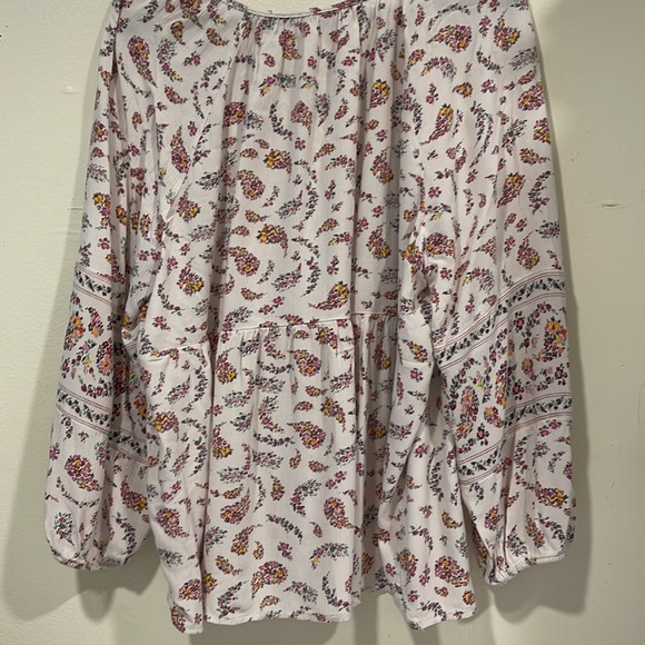 Old Navy top. XXL - Picture 5 of 7